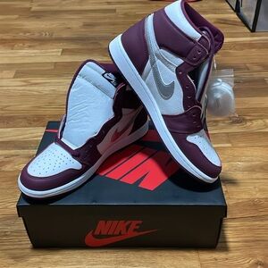 Jordan Retro 1 “Bordeaux” Mens 10.5